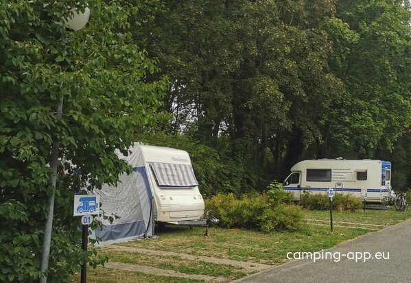 Camping Municipal de Soissons ** — Foto 2