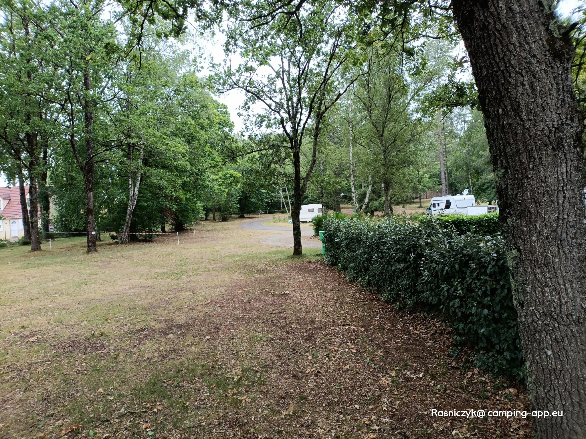 Camping Les Vaugeons ** — Foto 2