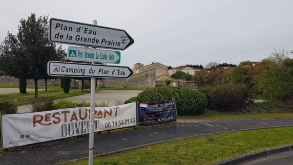 Camping du plan d'eau **** — Foto 2