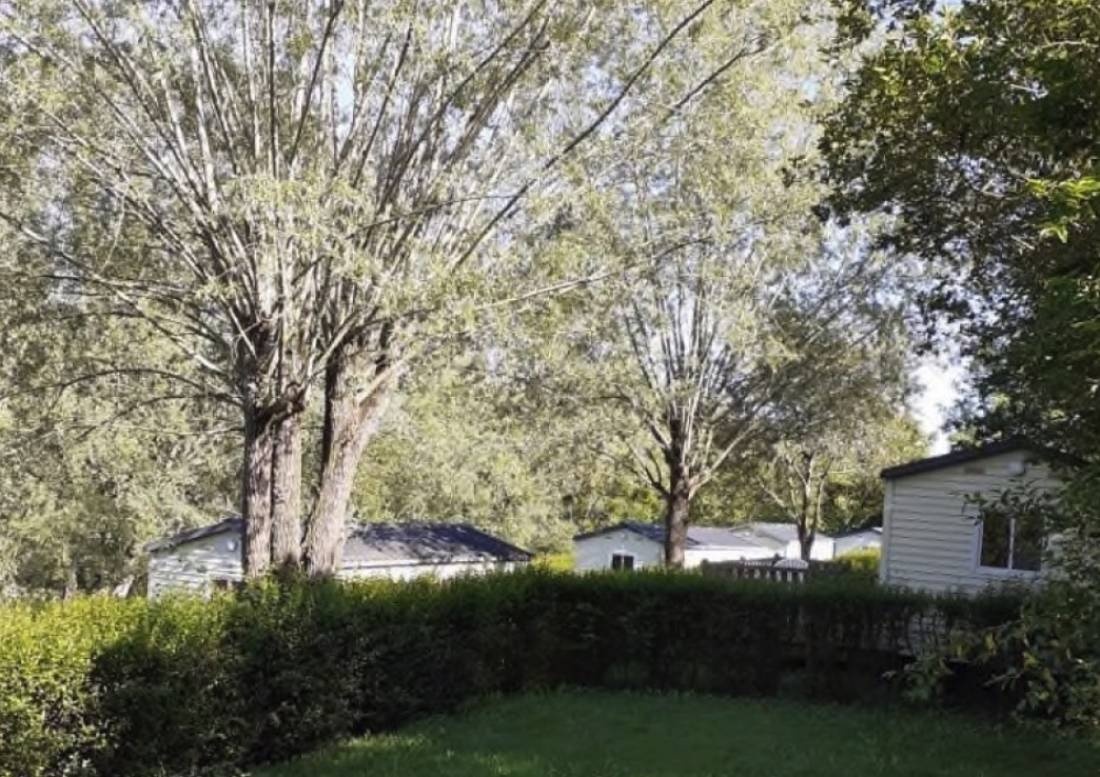 Camping de Saint-Gal — Kemping in Saint-Gal-sur-Sioule