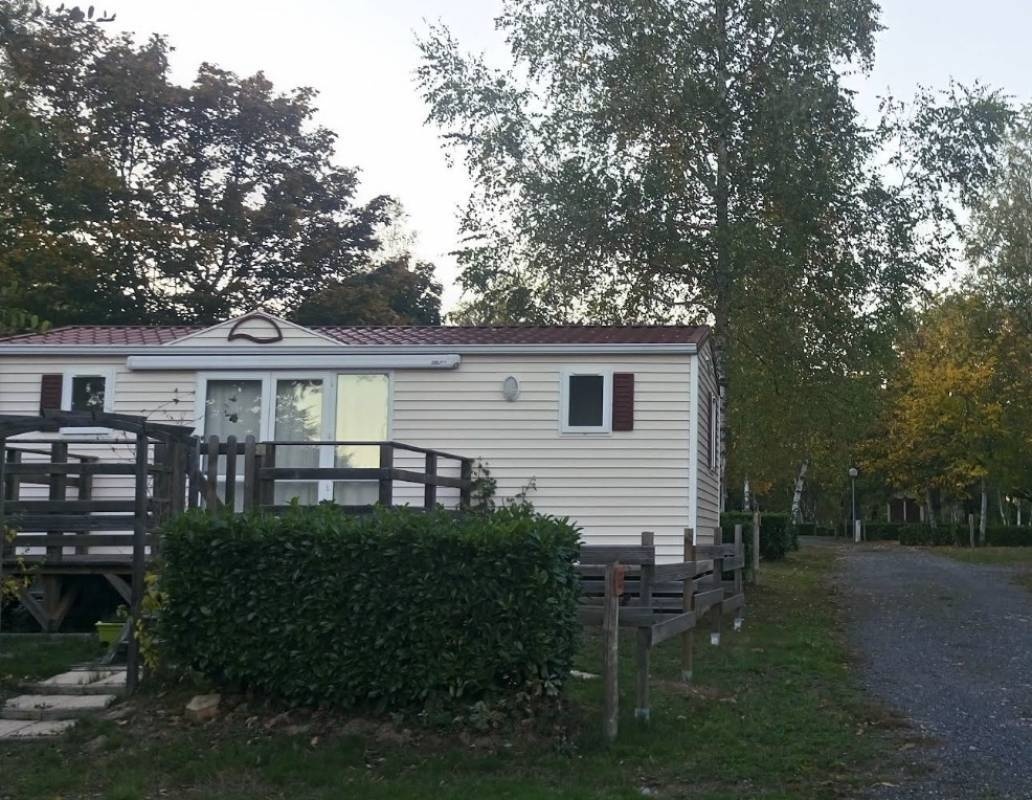 Camping L'Air du Lac *** — Kemp in Saint-Hilaire-les-Places