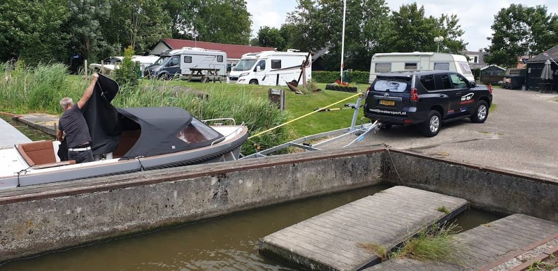 Jachthaven Onderdendam — Campervan Site in  Onderdendam