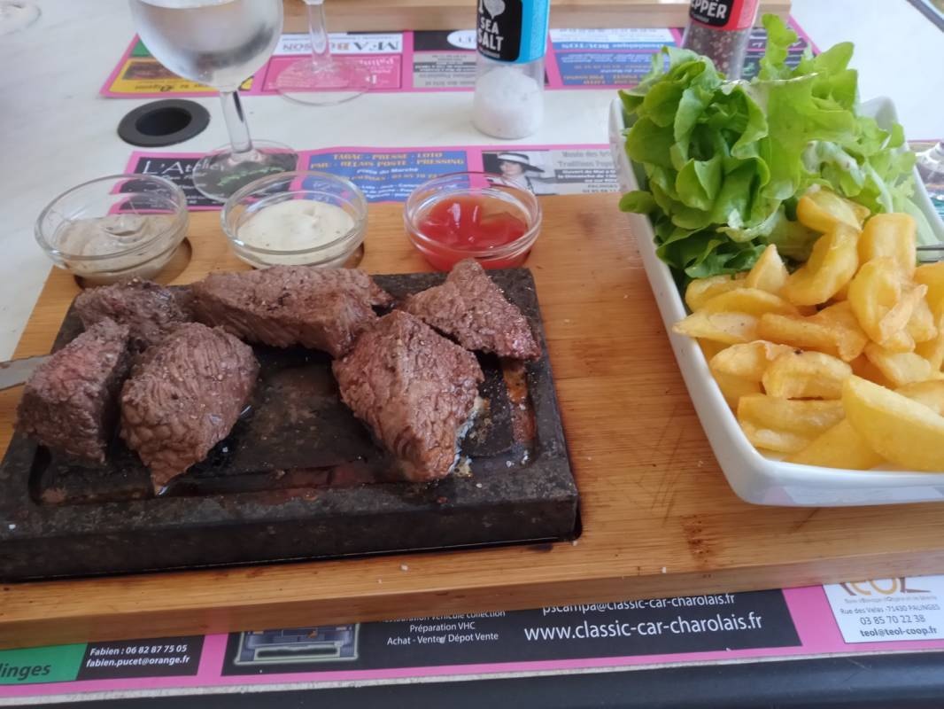 Camping du Lac Palinges *** — Місце для кемпінгу in Palinges / Bourgogne Franche-Comté