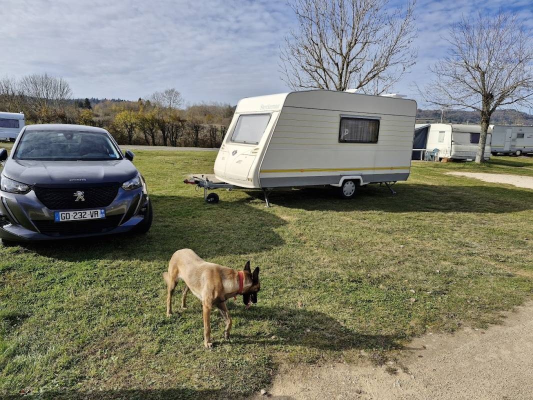Camping Municipal du Vieux Moulin ** — Kemping in Champdor-Corcelles