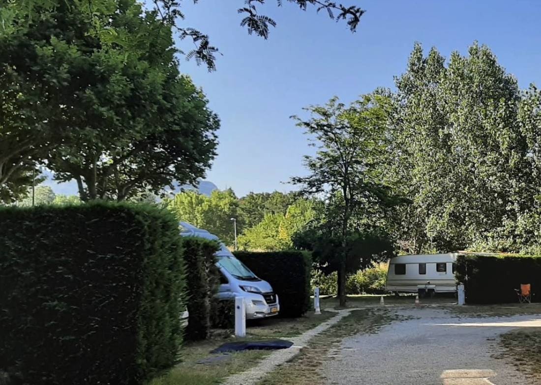Camping Municipal Les Cigales — Camping Site in Sainte-Jalle