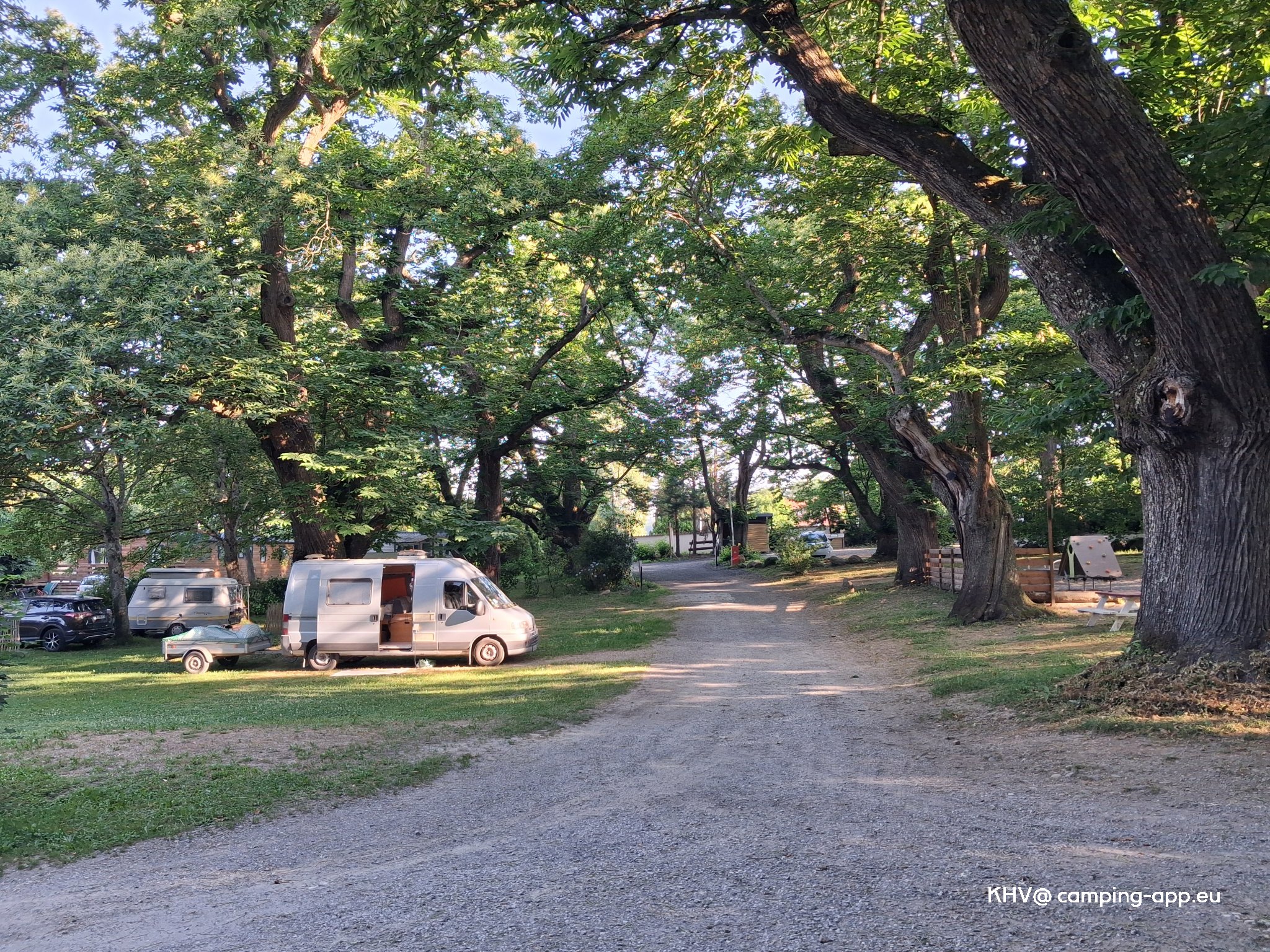 Camping Le Rural — Camping in Tibiran-Jaunac / Occitanie