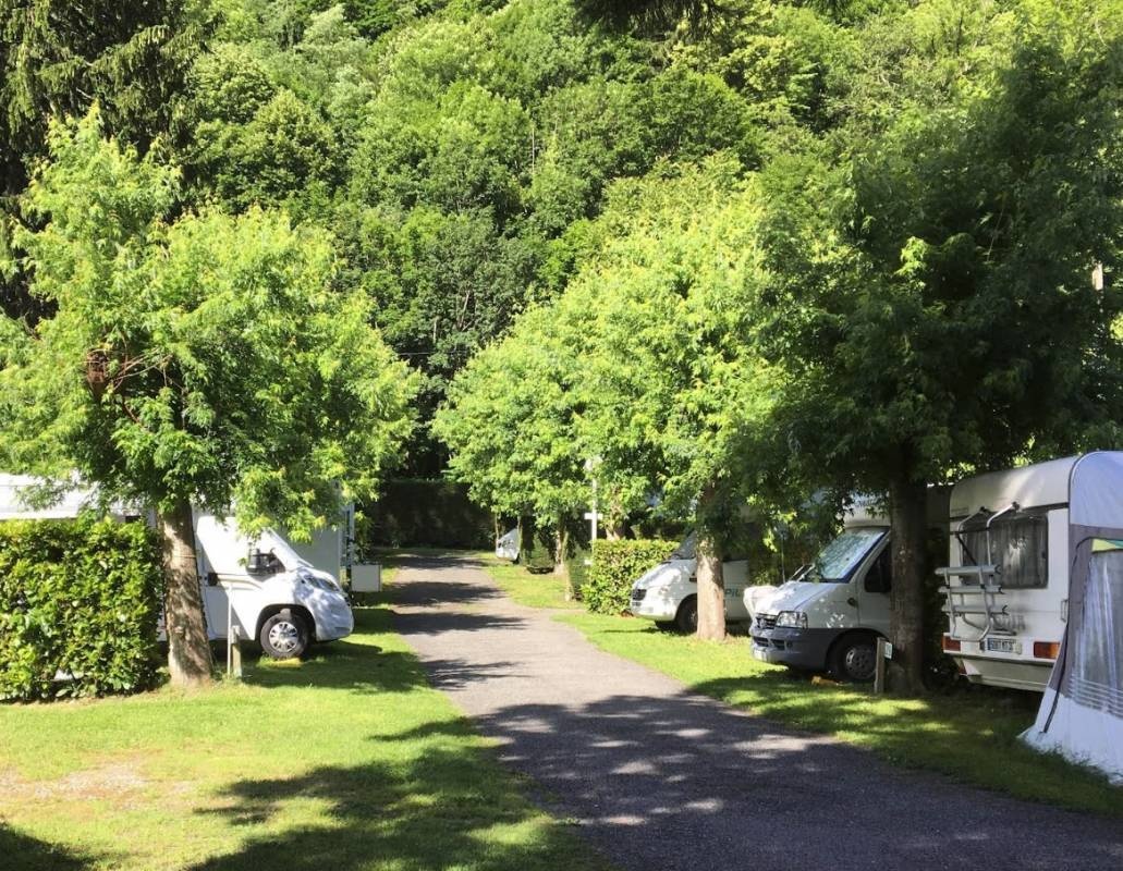 Camping des Thermes — Camping in Bagnères-de-Luchon