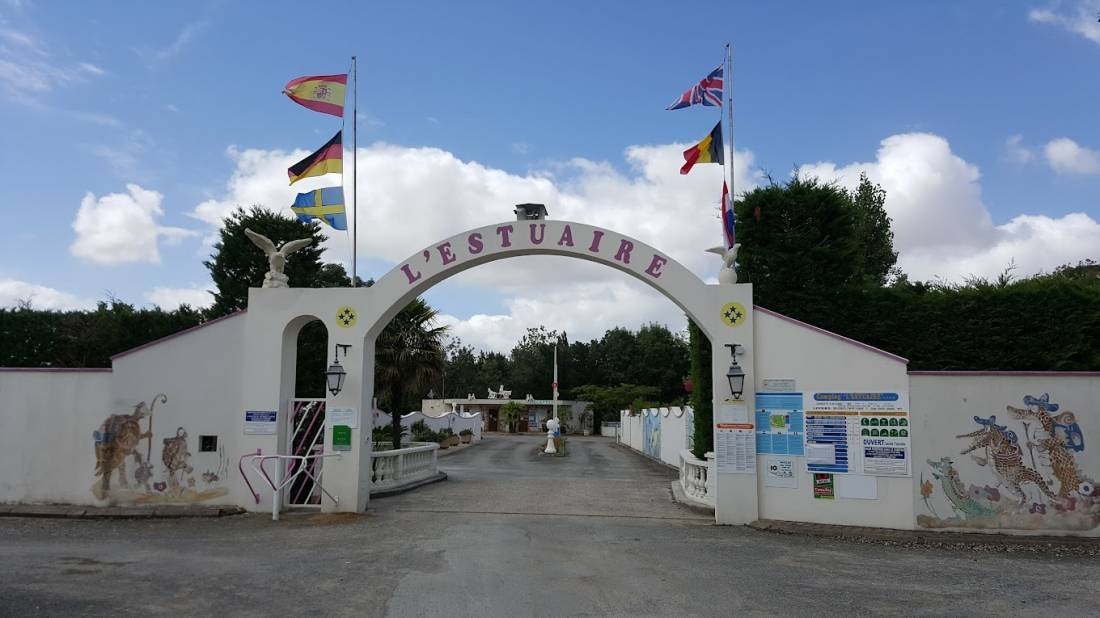 Camping L'estuaire — Camping in Saint-Thomas-de-Conac