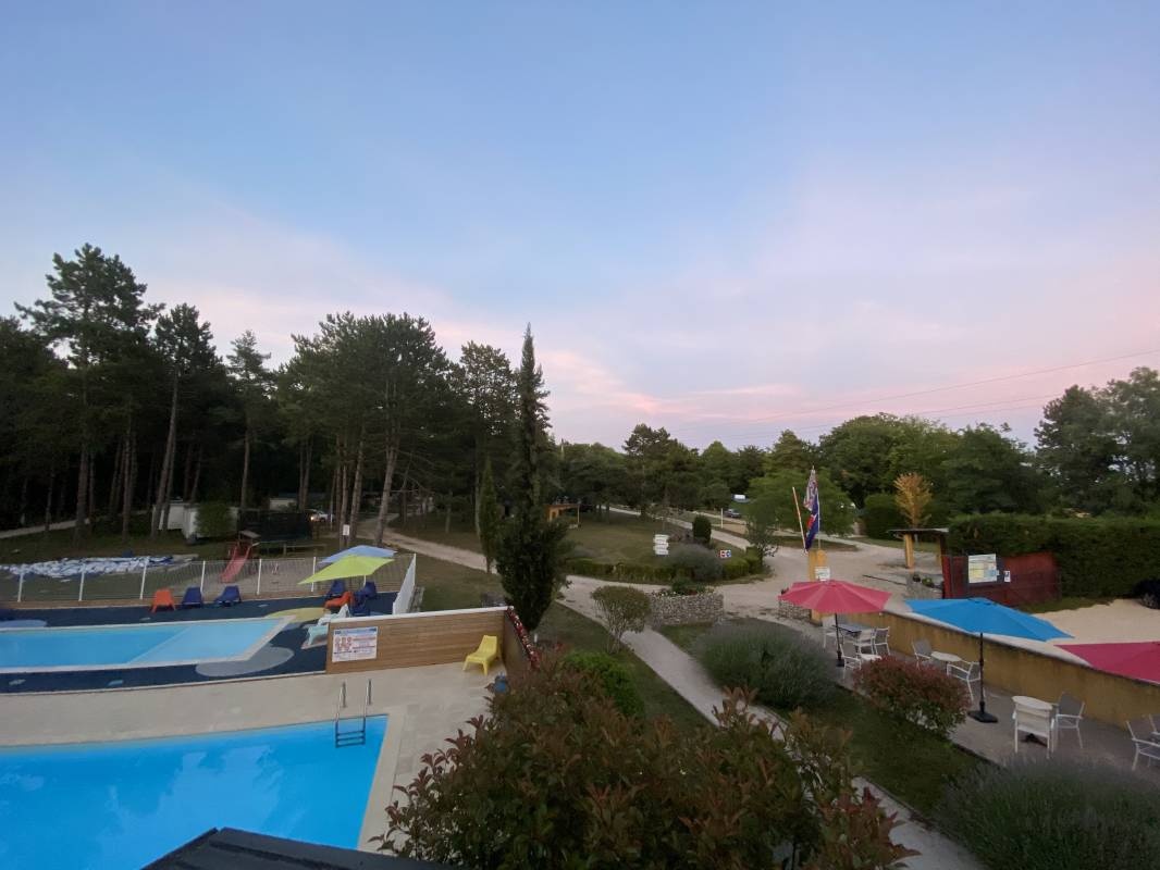 Le Relais des Hautes Côtes — Campingplads in Chambœuf