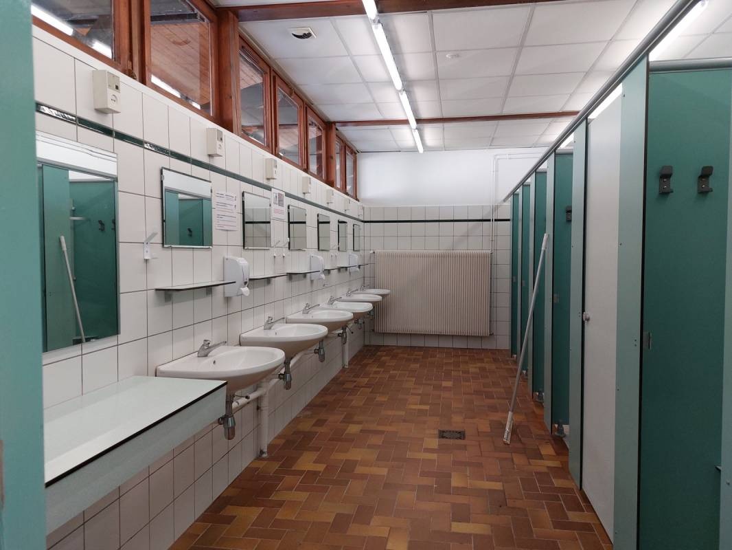 Camping Municipal — Camping in Saint-Point-Lac / Bourgogne Franche-Comté