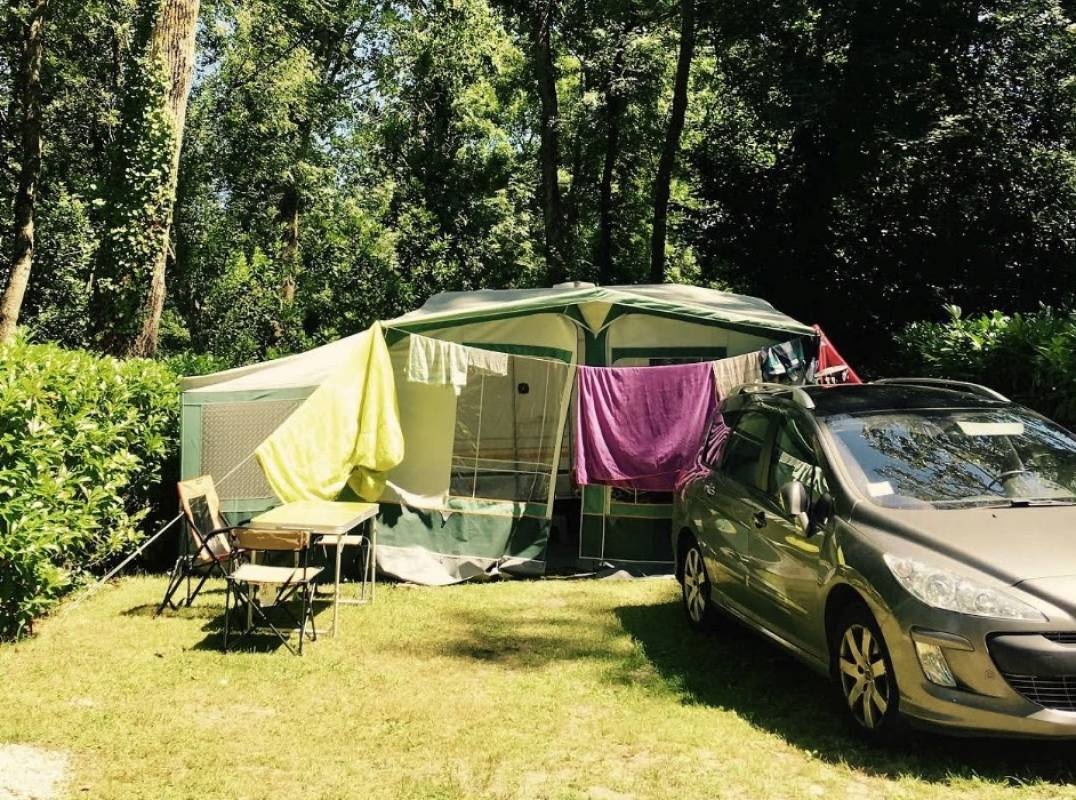 Camping L'Ile aux Loisirs *** — Campingplatz in Le Mung