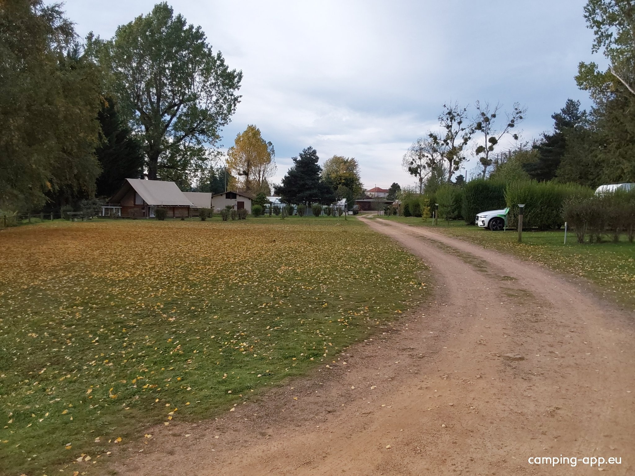 Le Grun de Chignore — Camping in Vollore-Ville