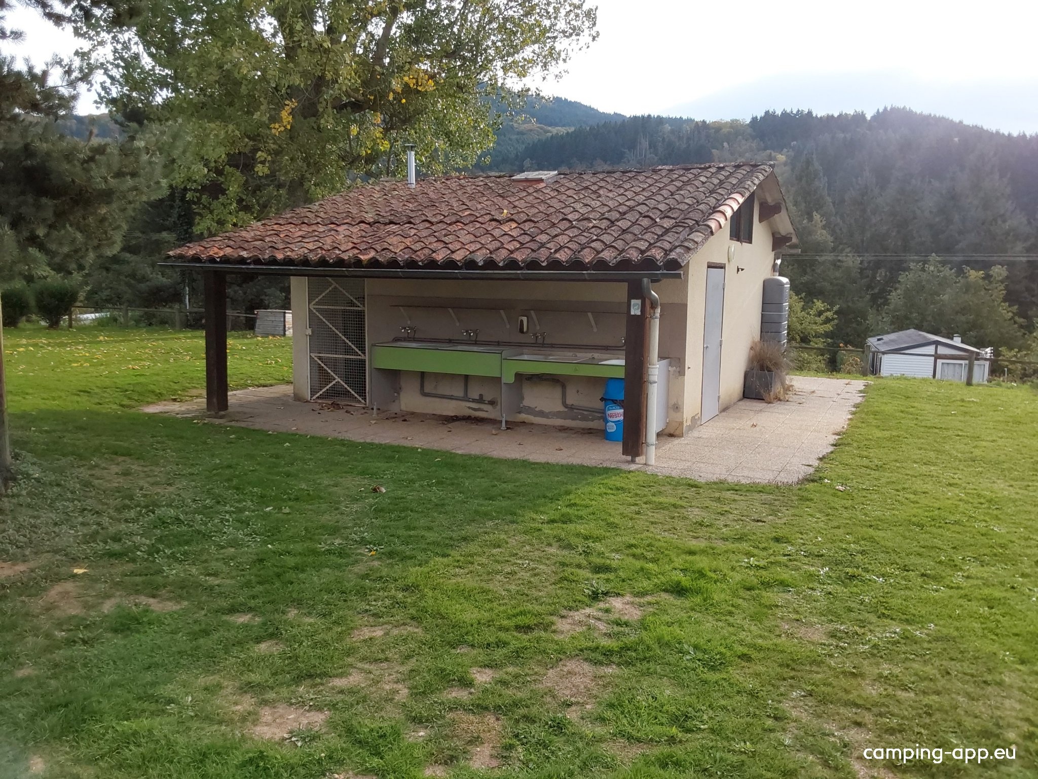 Le Grun de Chignore — Cámping in Vollore-Ville