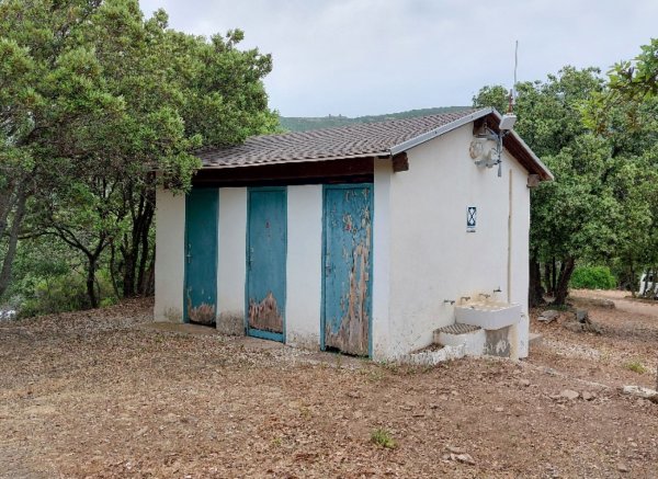 Camping-Caravaning L’Isulottu *** — Photo 3