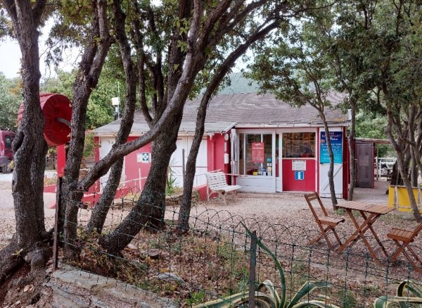 Camping-Caravaning L’Isulottu *** — Photo 2