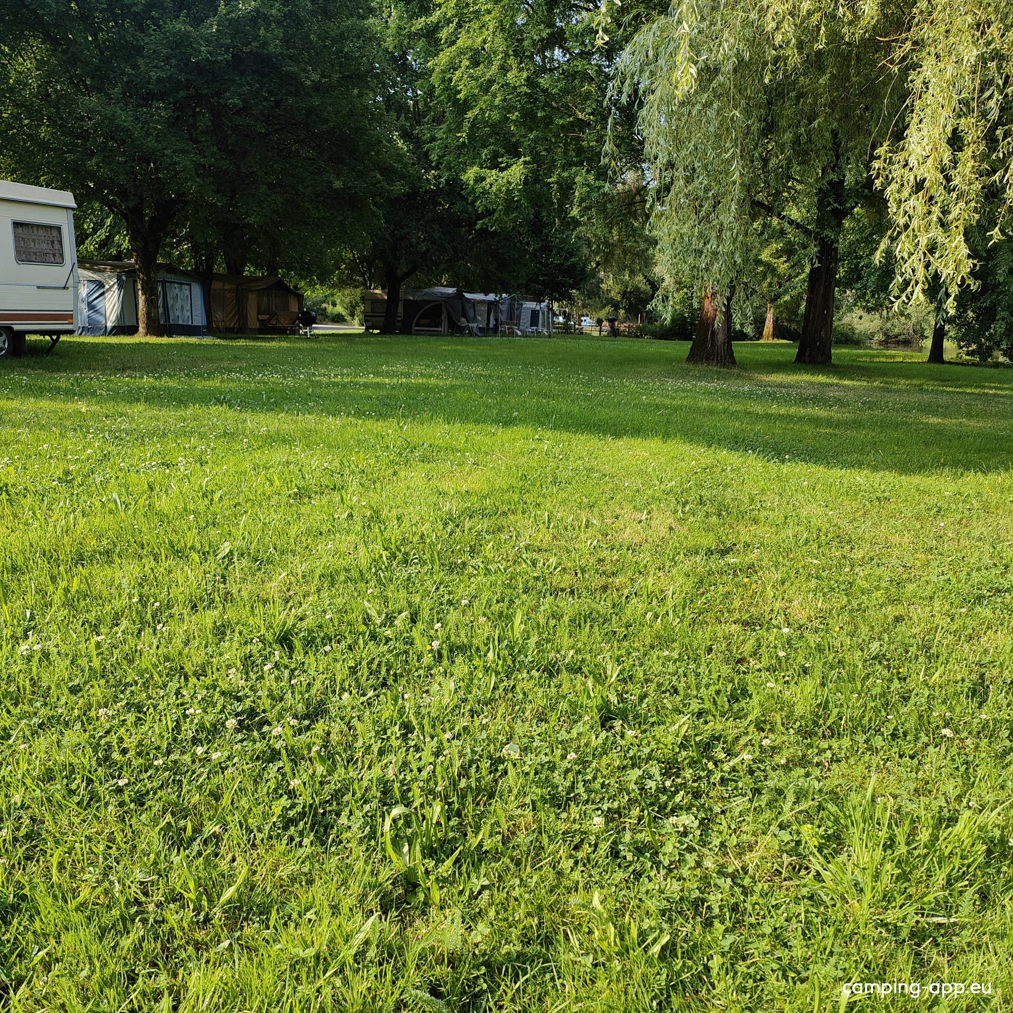 Camping Municipal Autrey-le-Vay — Cámping in Autrey-le-Vay