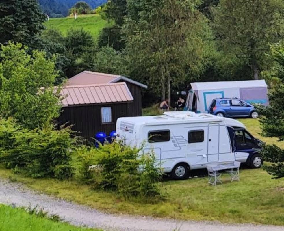 Camping Les Myrtilles — Campingplats in Gérardmer