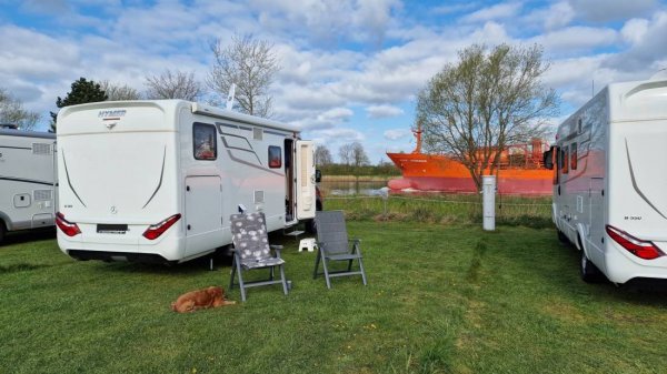 Wohnmobilhafen am Flugplatz — Photo 6