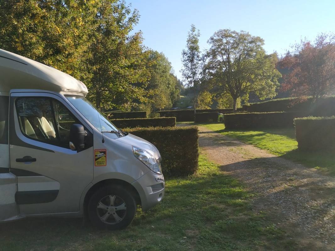 Camping La Bruyère — Camping in Saint-Jean-de-Couz