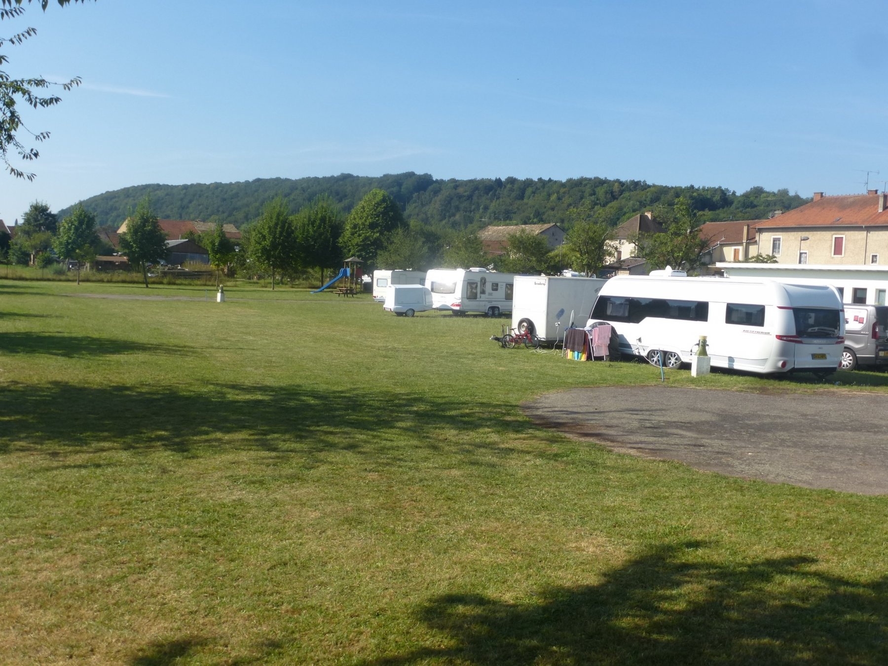 Camping de Domrémy-la-Pucelle — Kamp yeri in Domrémy-la-Pucelle