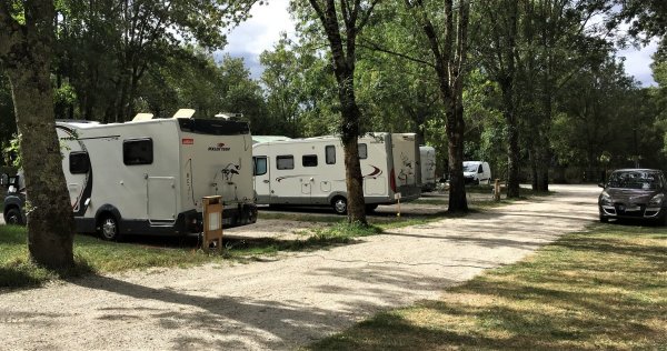 Camping Bourg de Charente **