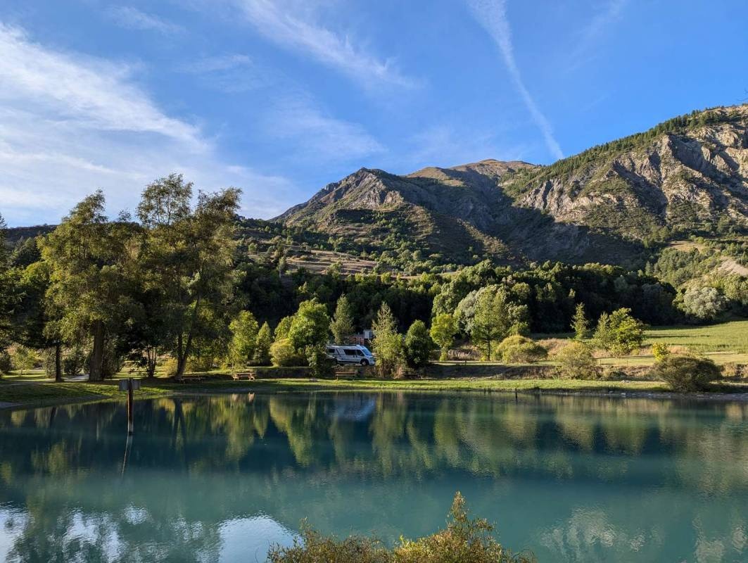 Camping Municipal Bel-Iscle — Kamp yeri in Saint-Paul-sur-Ubaye