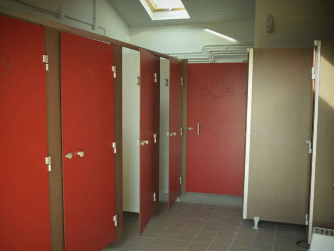 Camping La Belle Etoile *** — 露营地 in Saint-Bonnet-le-Château 