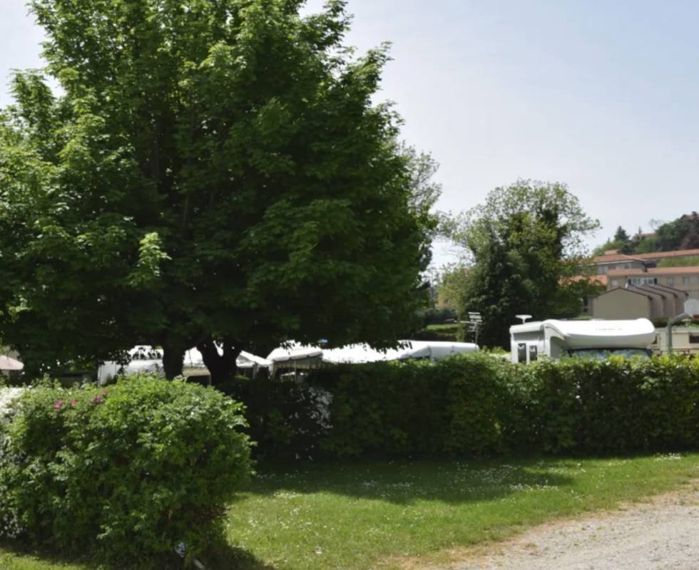 Camping La Belle Etoile *** — Campingplads in Saint-Bonnet-le-Château 