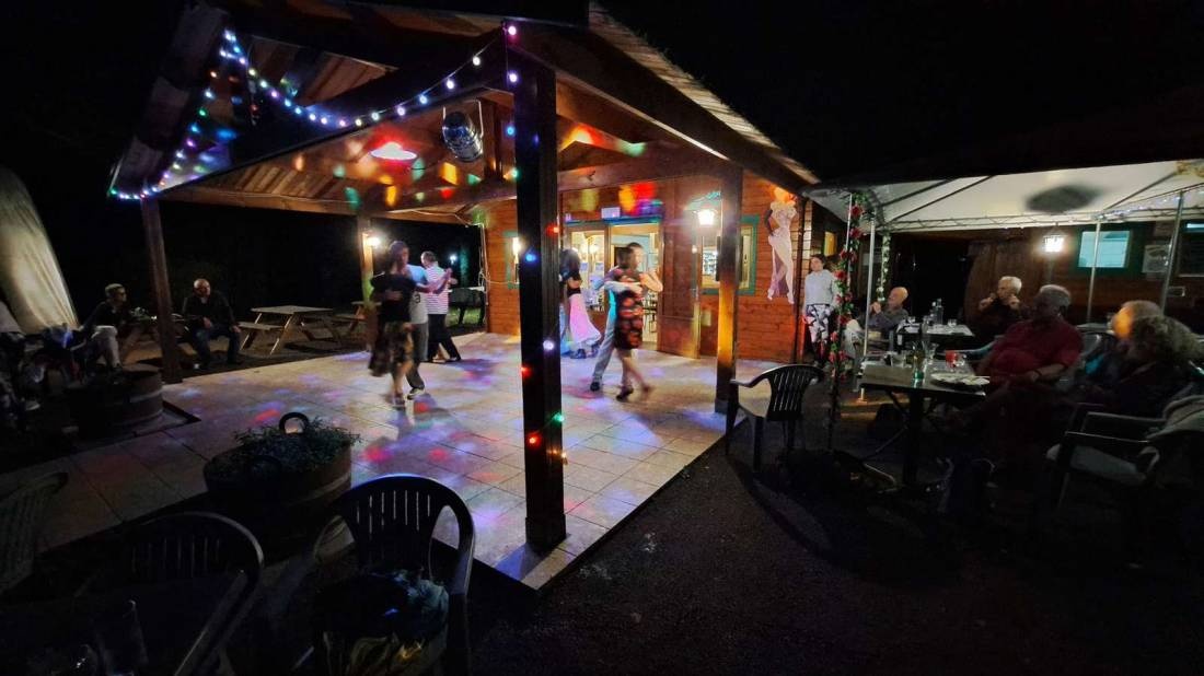 Camping LA BERGERIE — Campingplass in Lanne / Occitanie