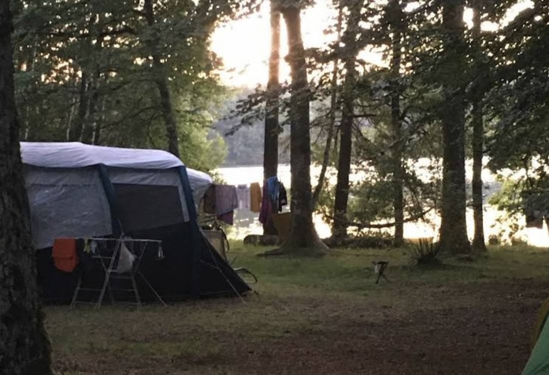 Camping GCU Neuvic — Місце для кемпінгу in Neuvic