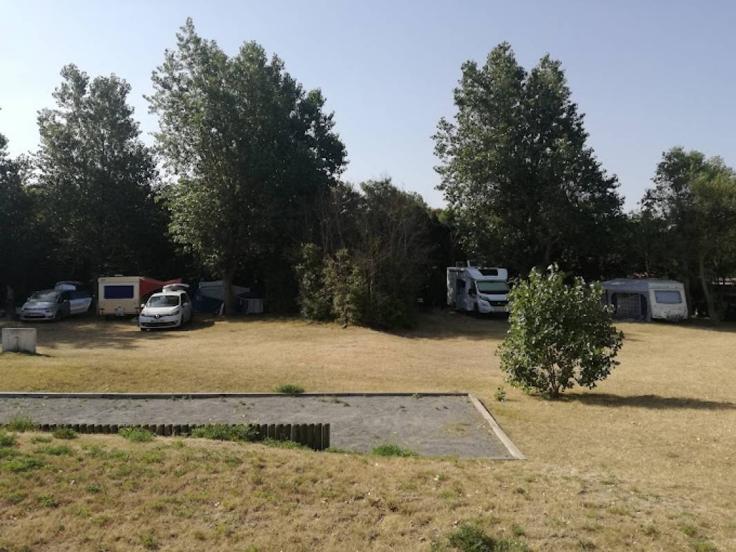 G.C.U (Group Campeurs University) — Місце для кемпінгу in Oye-Plage / Hauts-de-France