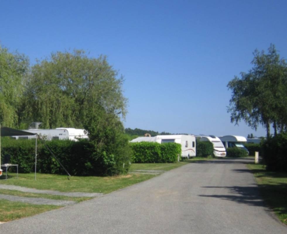 Camping du Lac **** — Area da campeggio in Tuffé 