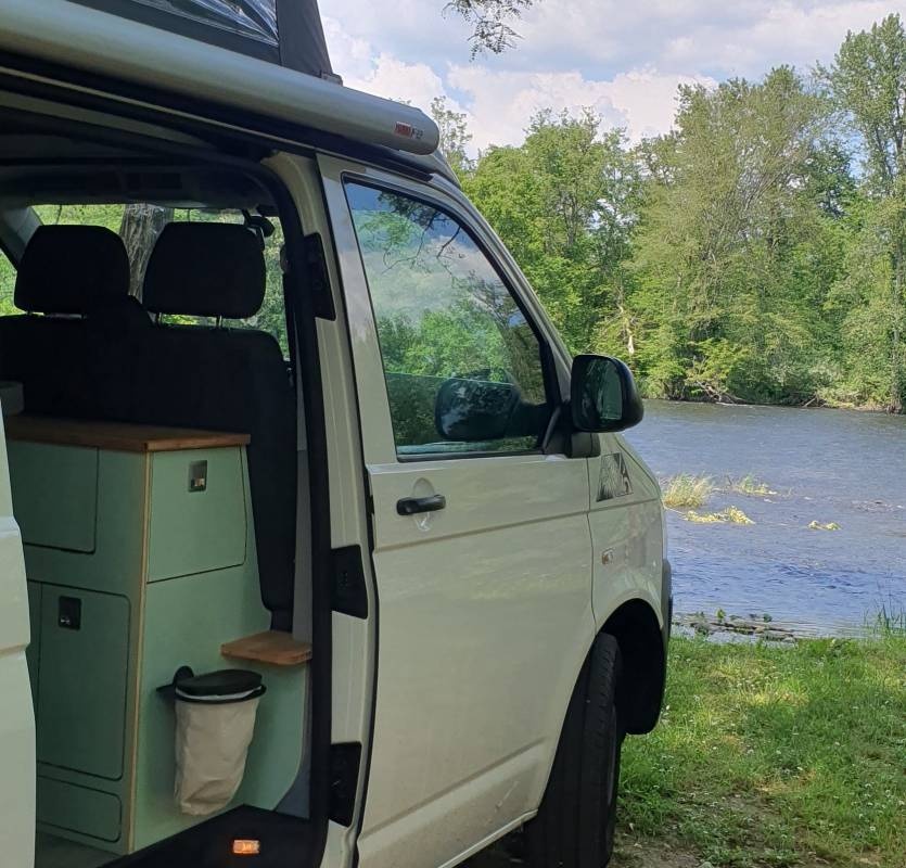 Camping Huttopia Beaulieu-sur-Dordogne **** — Kemp in Beaulieu-sur-Dordogne