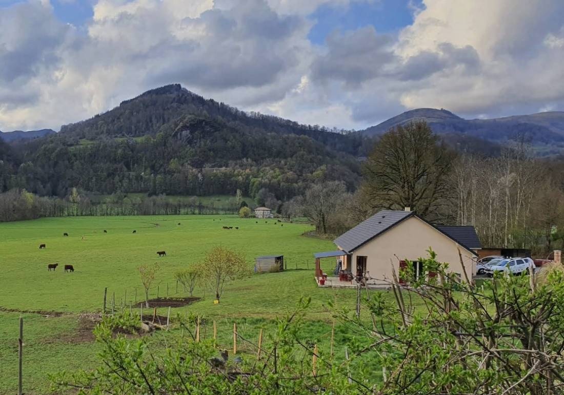Camping GCU Vic-sur-Cère — Camping Site in Vic-sur-Cère