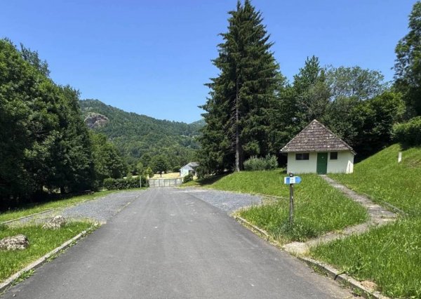 Camping GCU Vic-sur-Cère — Photo 2