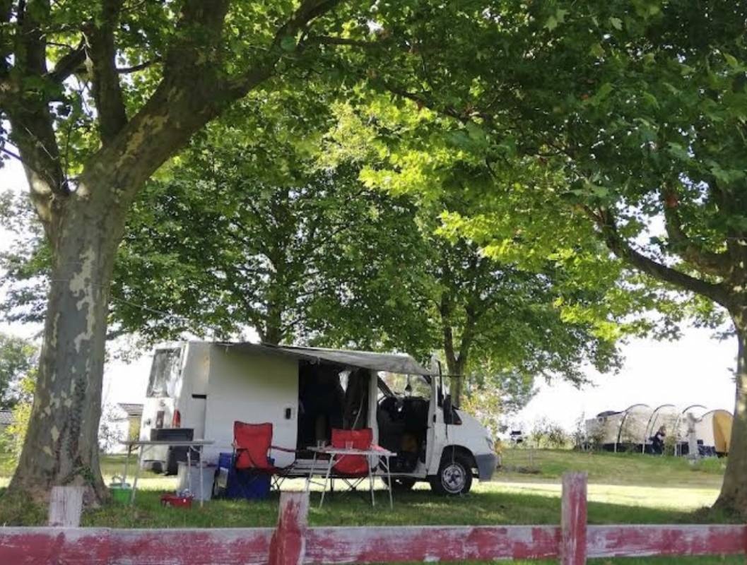 Camping Elizanburu *** — Місце для кемпінгу in Ossas-Suhare