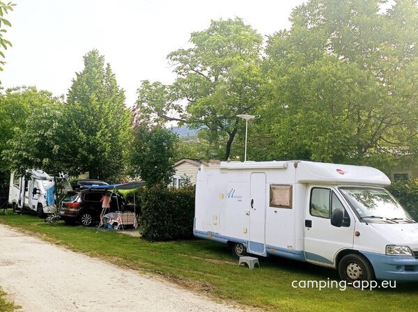 Camping Les Lavandes ** — Photo 2