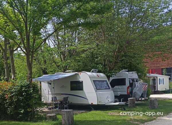 Camping Les Lavandes ** — Photo 3