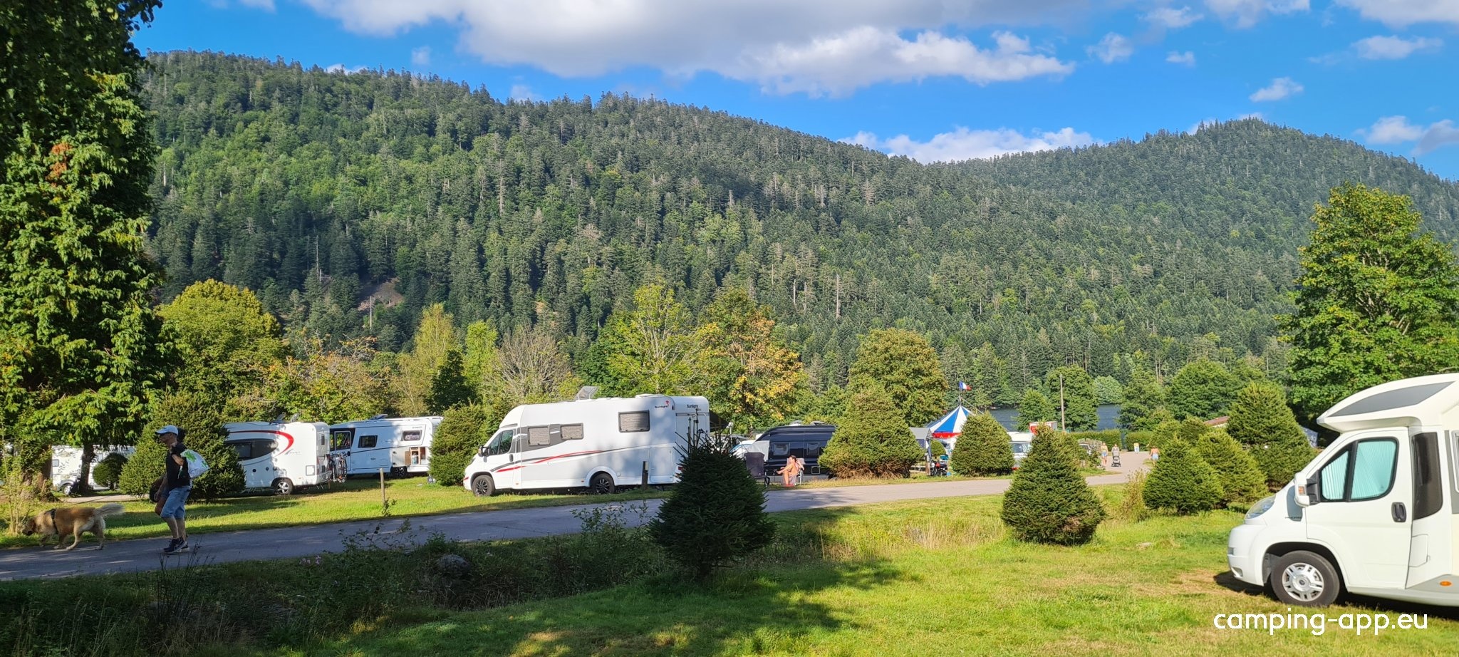 Camping Les Jonquilles *** — Kamp yeri in Xonrupt-Longemer / Grand Est