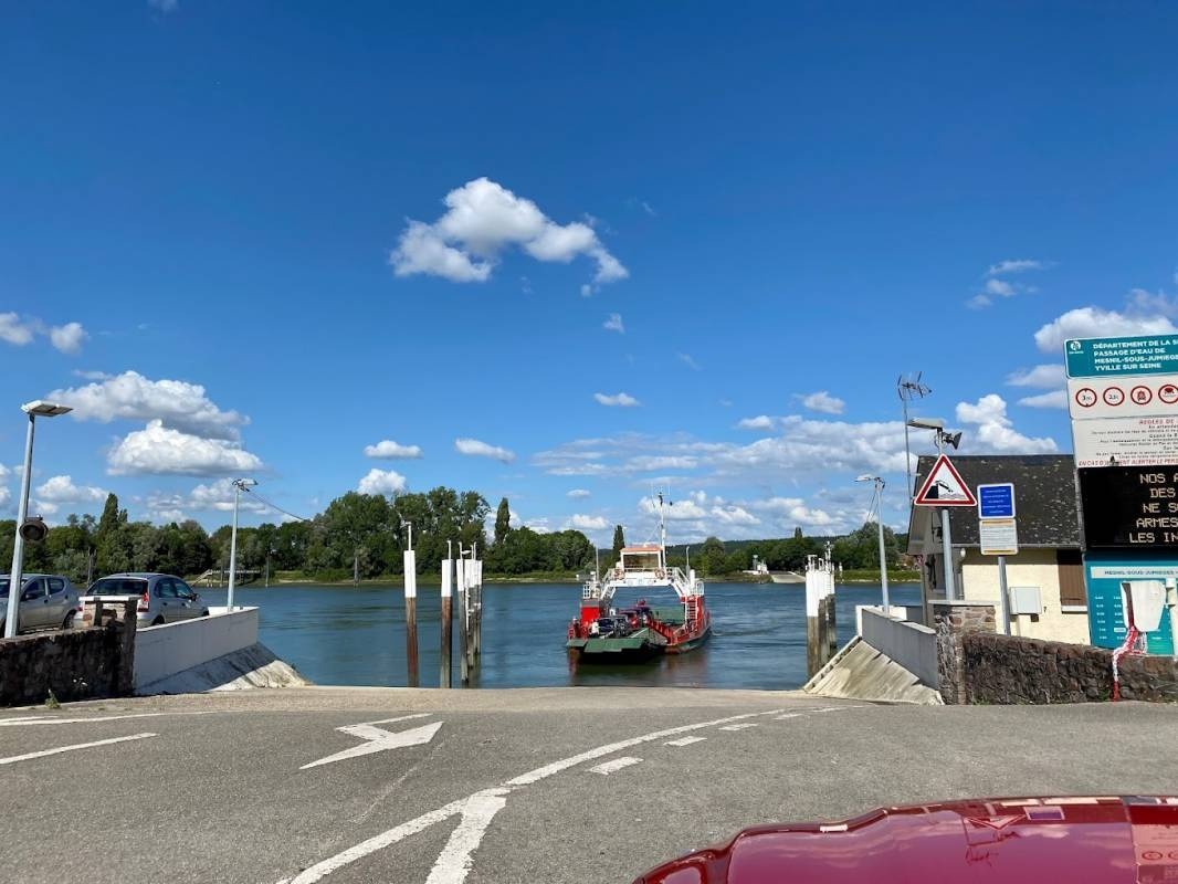 Camping Naturiste La Chênaie (Natursten Camping) — Campingplats in Anneville-Ambourville