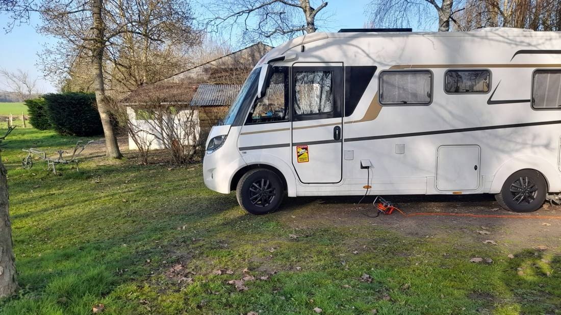 Camping Les Paquiers — Campingplatz in Corberon