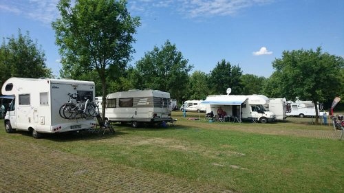 Wohnmobilhafen & Campingplatz am SchiederSee — Campingplass in Schieder-Schwalenberg