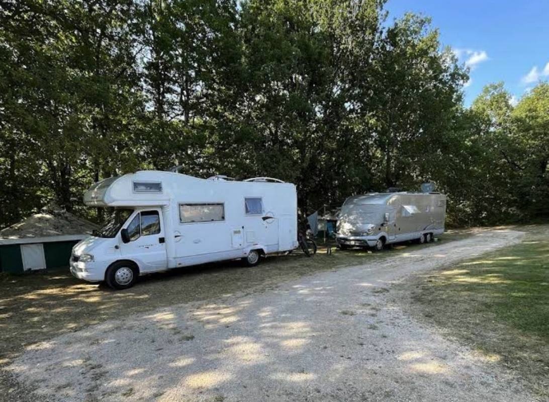 Camping Le Faucon d'Or ** — Campingplads in Montricoux