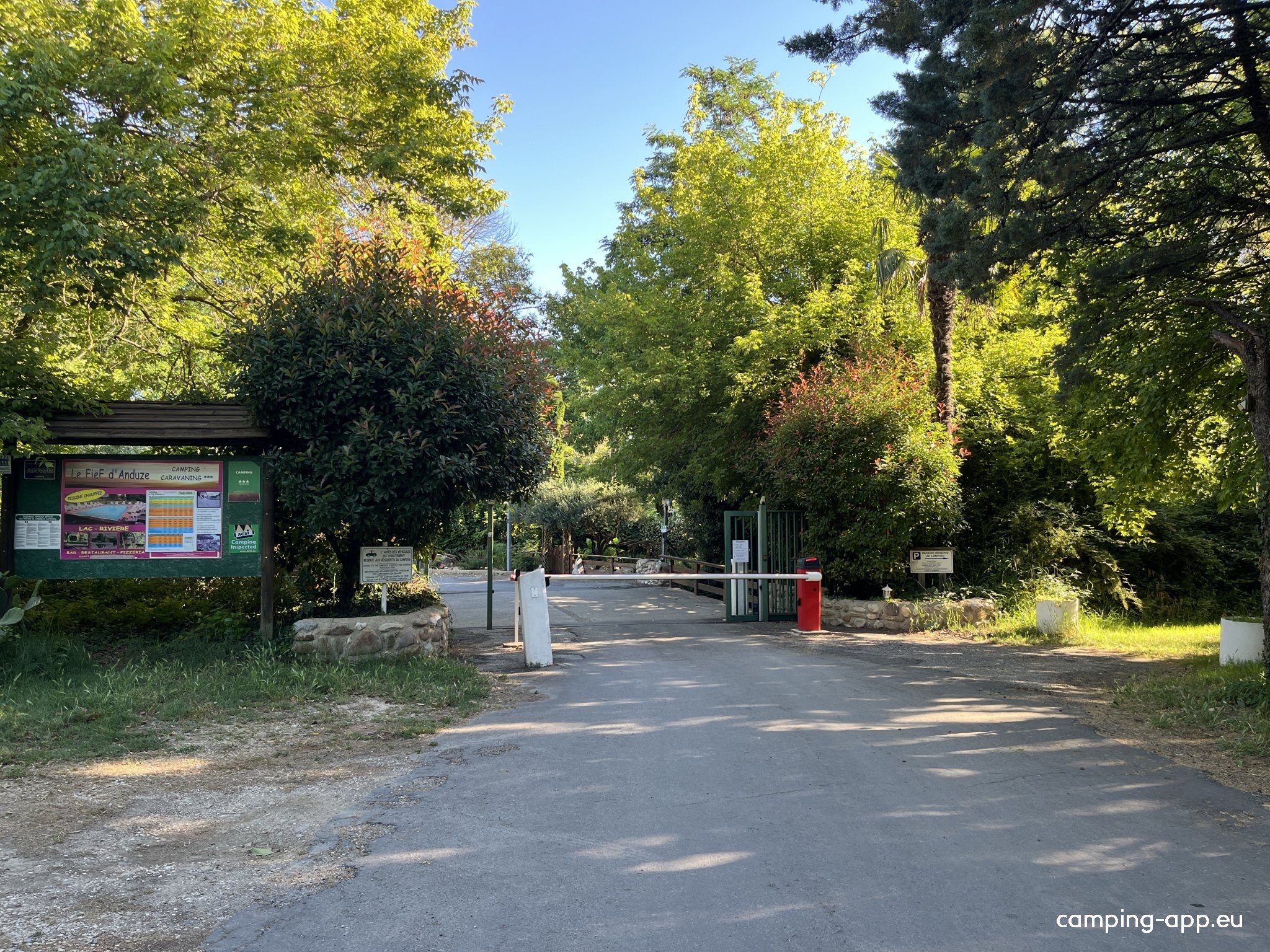 Camping le fief d'Anduze — Campingplads in Massillargues-Attuech