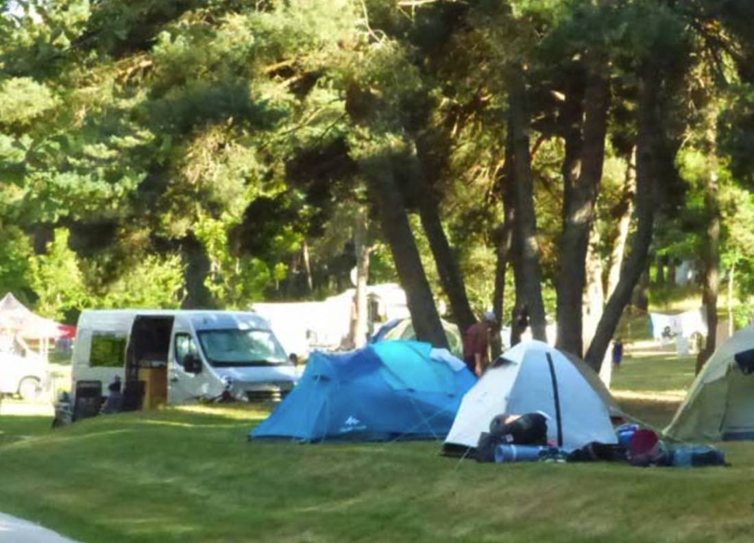 Camping Le Galier *** — Kemp in Saint-Alban-sur-Limagnole