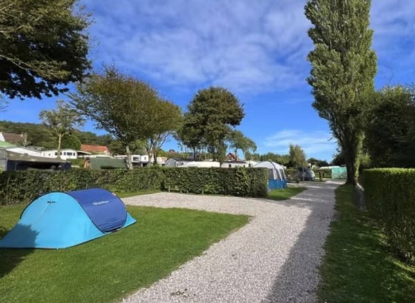 Camping Les Cytises — Photo 2