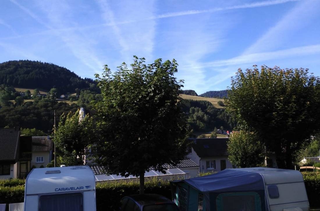 Camping Les Coux ** — Cámping in Murat-le-Quaire