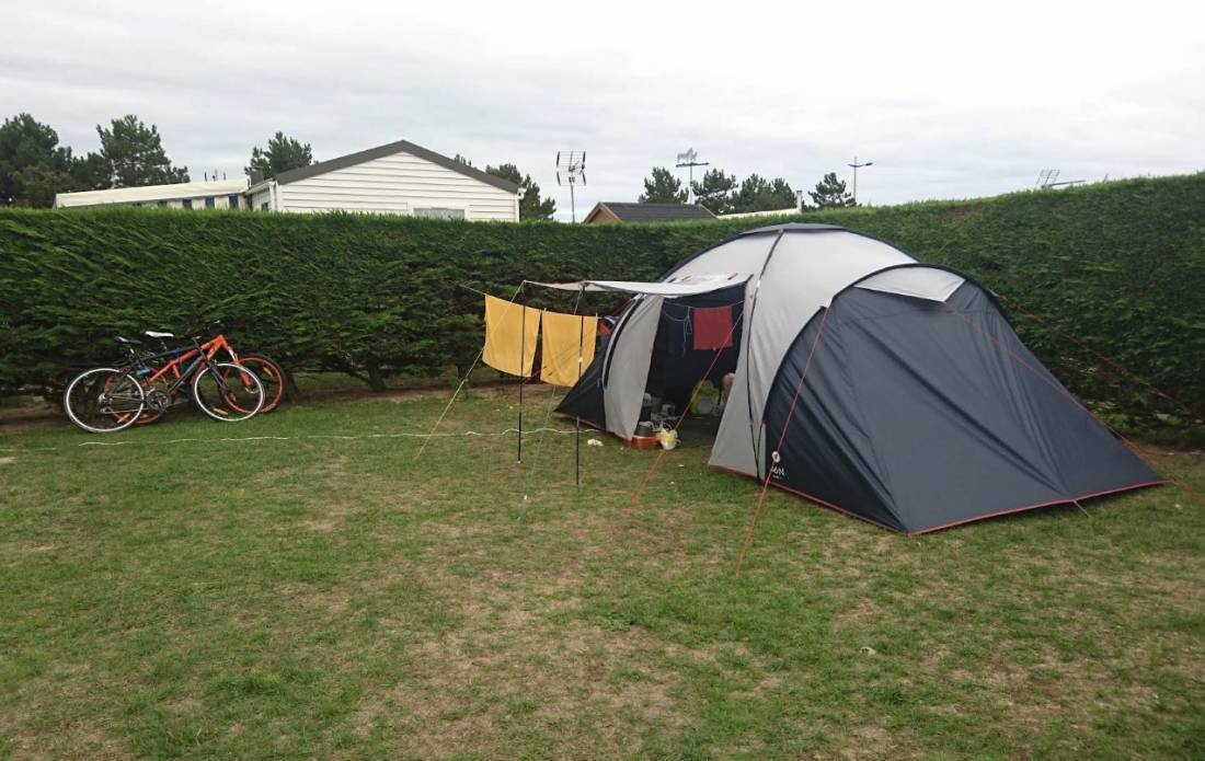 Camping Les Dunes *** — Місце для кемпінгу in Saint-Georges-de-la-Rivière