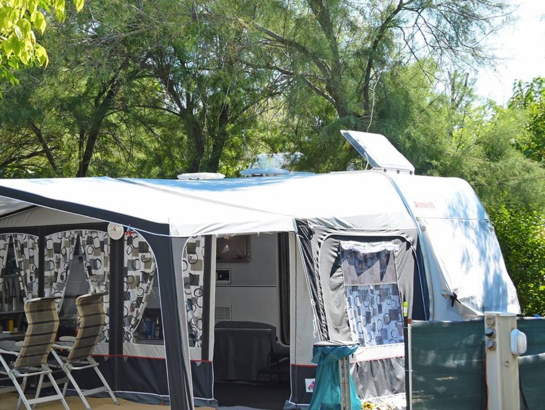 Camping Les Salisses **** — Місце для кемпінгу in Vias