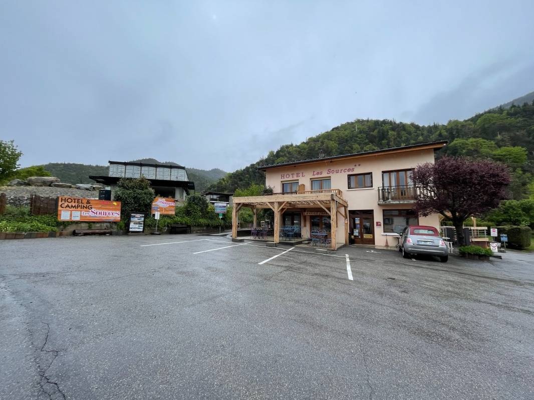 Hôtel et Camping Les Sources ** — Campingplats in Savines-le-Lac